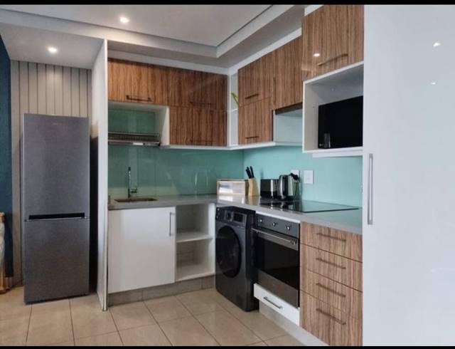 2 BEDROOM APARTMENT FOR SALE IN UMHLANGA ROCKS